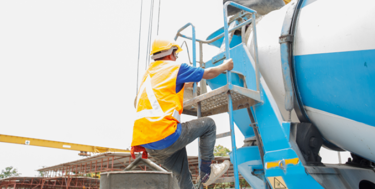 injured-worker-case-study-climbing-truck696x385