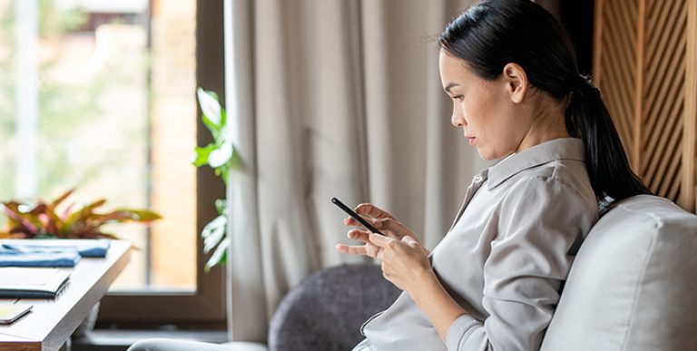 someone-texting-on-a-phone-blog