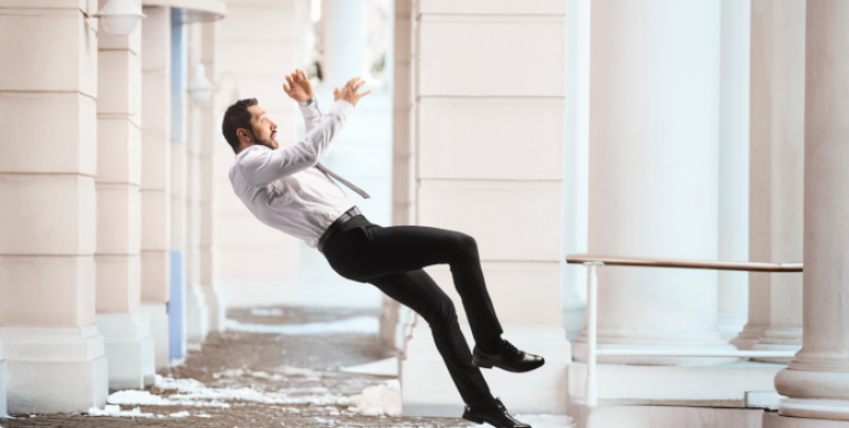 winter-proofing-your-business-to-avoid-fraudulent-slips-trips-and-fall-claims_696x385